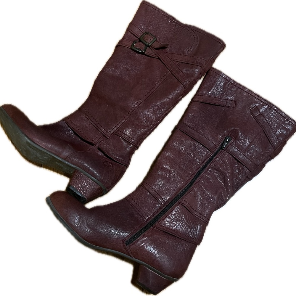 Super stylish Fly London boots